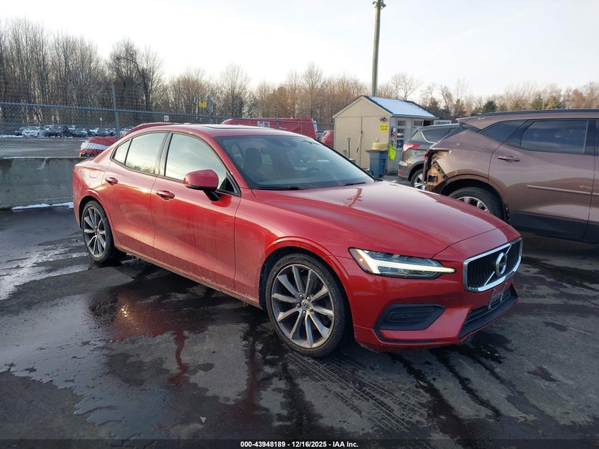 VOLVO S60 T6 MOMENTUM 2019