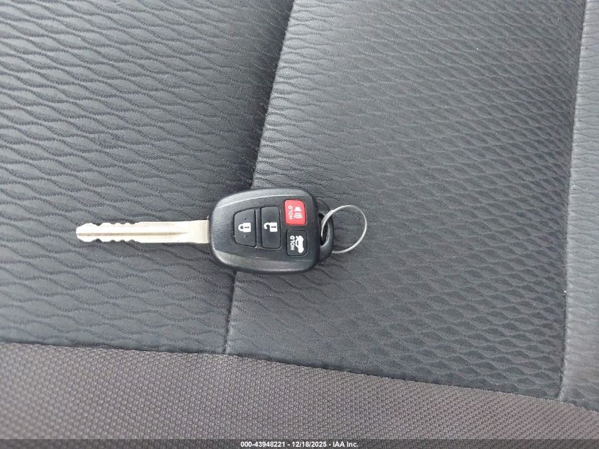 2018 Toyota Corolla Le VIN: 2T1BURHE9JC072730 Lot: 43948221