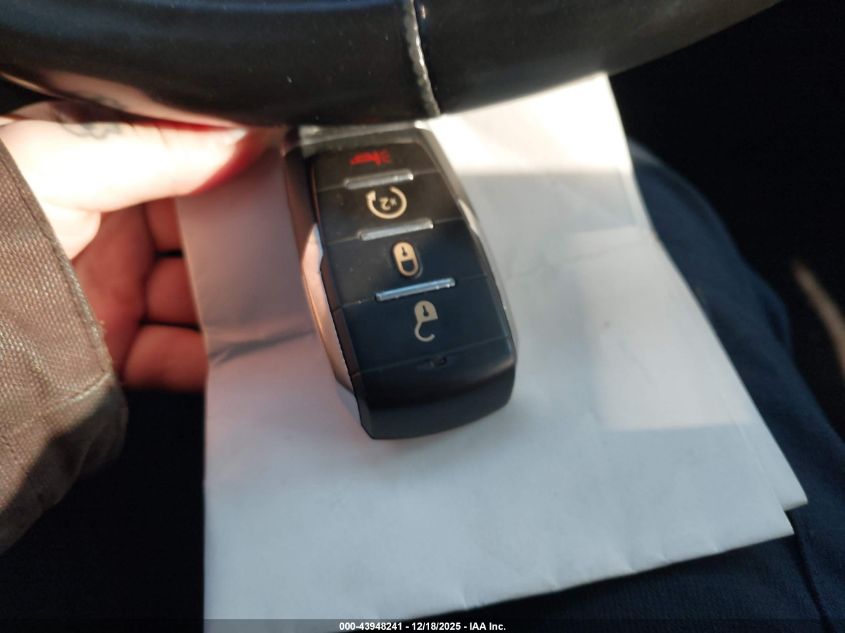 2021 Ram 1500 Big Horn 4X4 5'7 Box VIN: 1C6SRFFT2MN697562 Lot: 43948241