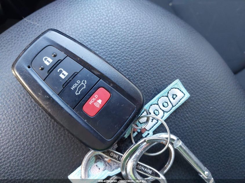 2024 Toyota Rav4 Xle VIN: 2T3W1RFV5RW335777 Lot: 43948255