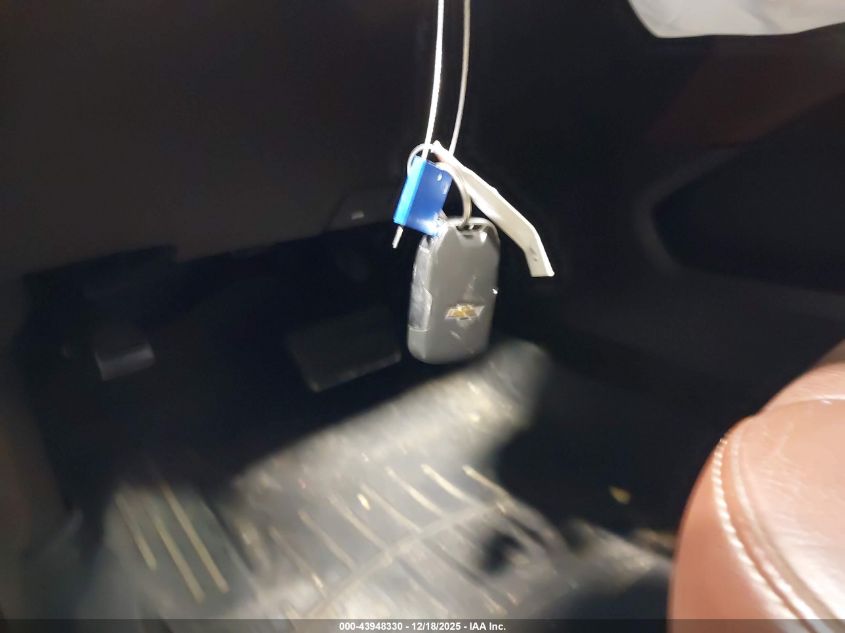 2017 Chevrolet Suburban Premier VIN: 1GNSKJKC7HR192595 Lot: 43948330