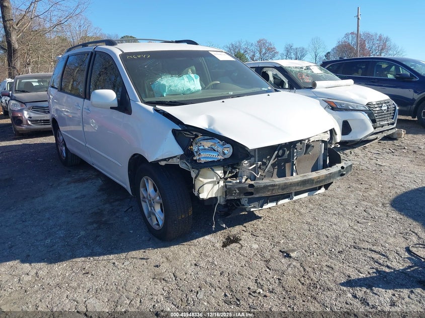 2004 Toyota Sienna Xle