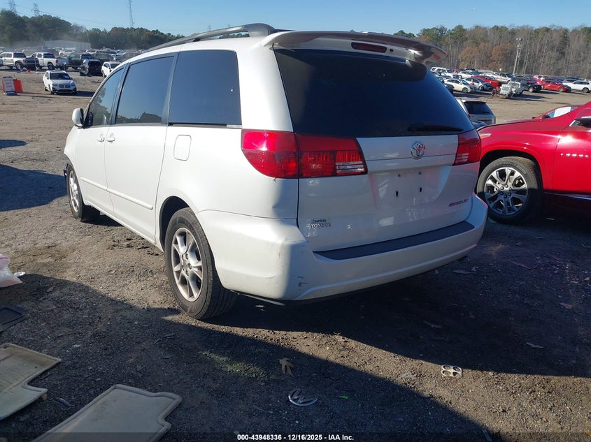 2004 Toyota Sienna Xle