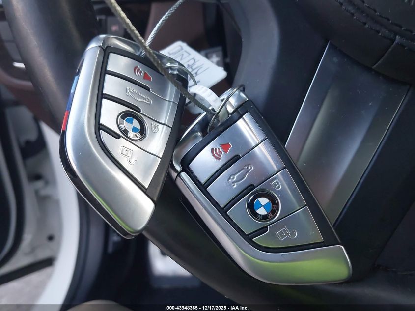 2017 BMW 540I VIN: WBAJE5C32HG916784 Lot: 43948365