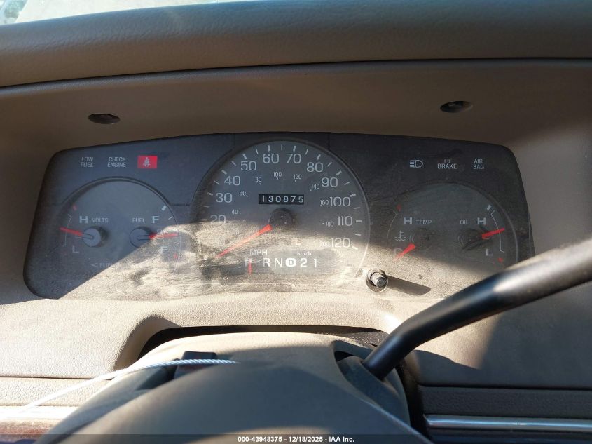 2004 Mercury Grand Marquis Gs VIN: 2MEFM74W24X616794 Lot: 43948375