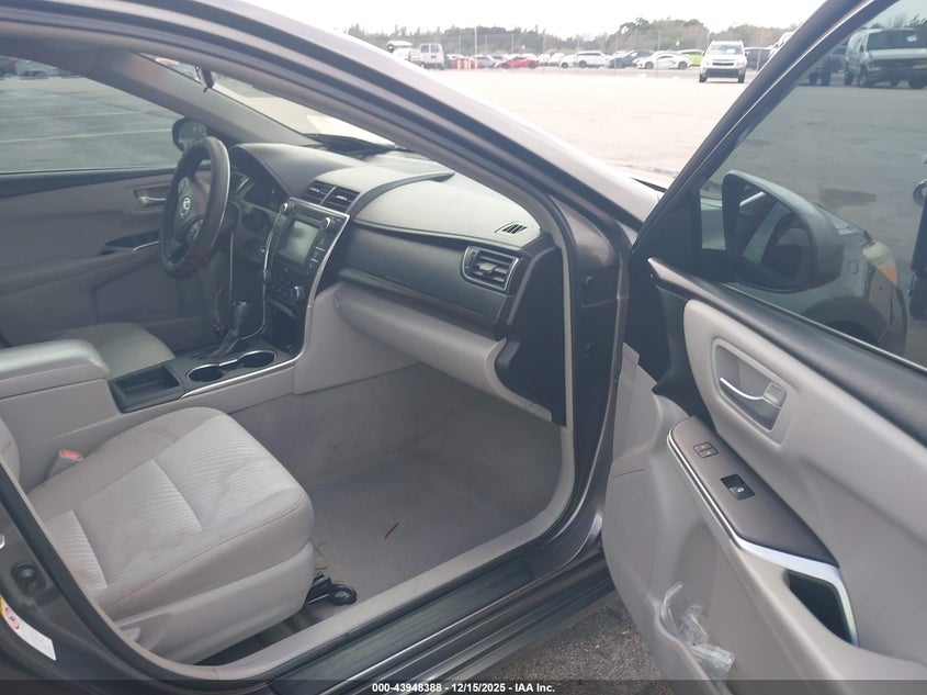 4T1BF1FK1HU296443 2017 TOYOTA CAMRY photo no. 5