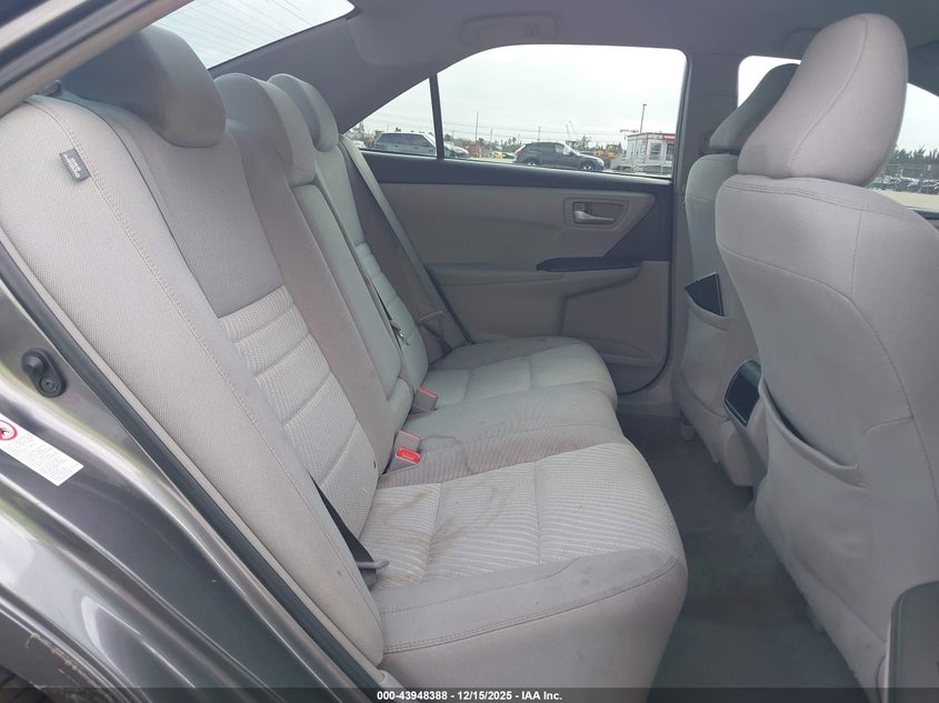 4T1BF1FK1HU296443 2017 TOYOTA CAMRY photo no. 8