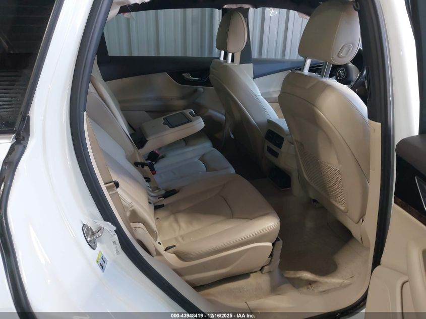 2017 Audi Q7 3.0T Premium VIN: WA1LAAF70HD013057 Lot: 43948419