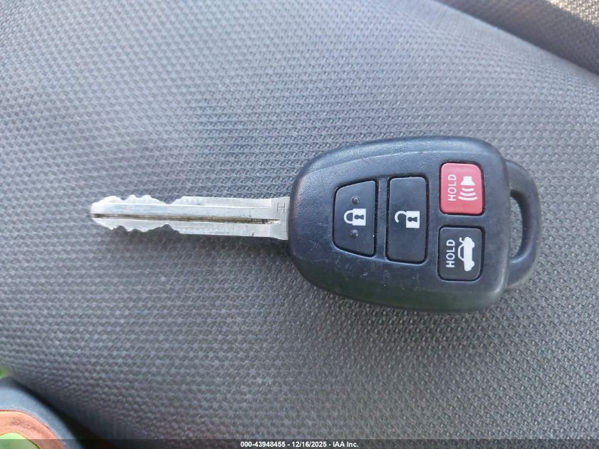 2016 Toyota Corolla Le VIN: 2T1BURHE8GC616806 Lot: 43948455