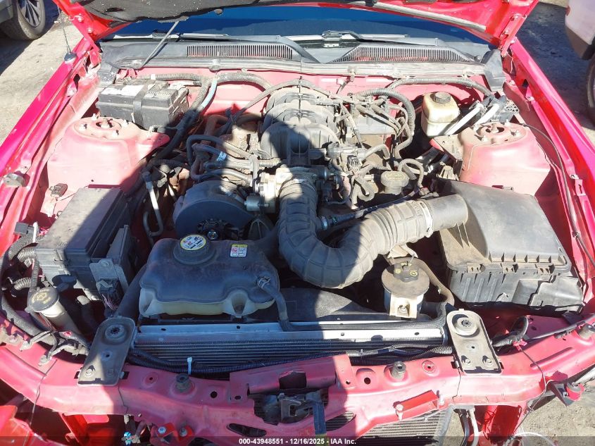 2005 Ford Mustang V6 Deluxe/V6 Premium VIN: 1ZVFT80N355133290 Lot: 43948551