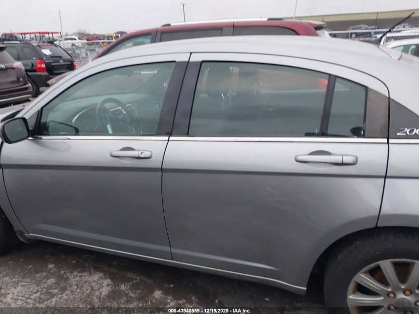 2013 Chrysler 200 Touring VIN: 1C3CCBBB2DN729063 Lot: 43948559