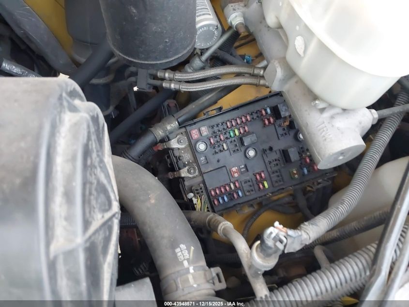 2017 GMC Savana 2500 Work Van VIN: 1GTW7BFF2H1909666 Lot: 43948571