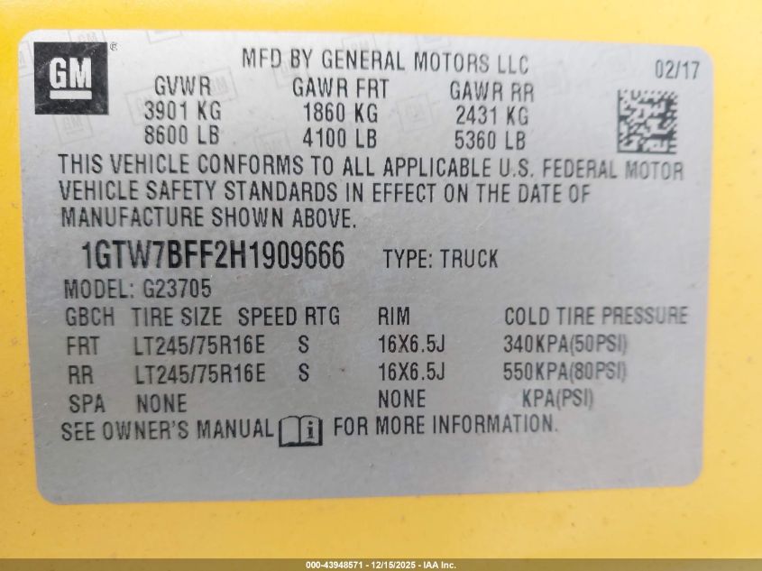 2017 GMC Savana 2500 Work Van VIN: 1GTW7BFF2H1909666 Lot: 43948571