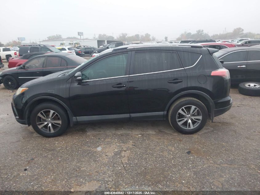 2017 Toyota Rav4 Xle VIN: 2T3RFREV5HW685392 Lot: 43948582