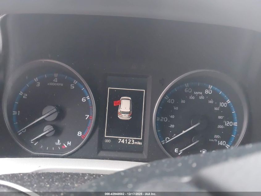 2017 Toyota Rav4 Xle VIN: 2T3RFREV5HW685392 Lot: 43948582