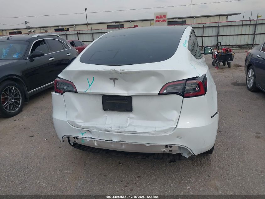 2024 Tesla Model Y Long Range Dual Motor All-Wheel Drive/Rwd VIN: 7SAYGDED6RA336395 Lot: 43948587