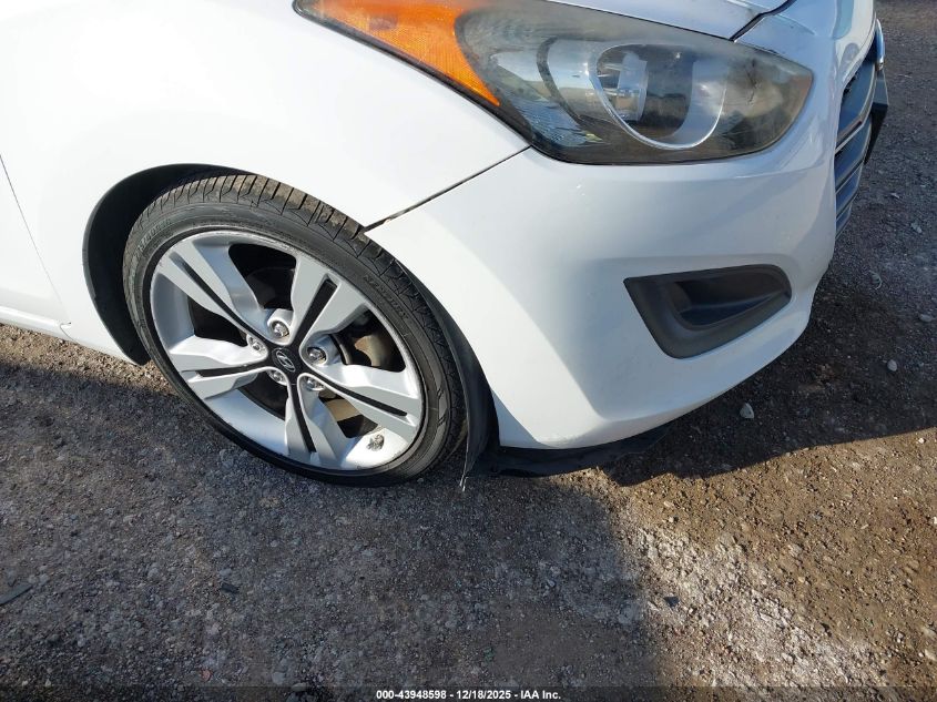 2017 Hyundai Elantra Gt VIN: KMHD35LH7HU369882 Lot: 43948598