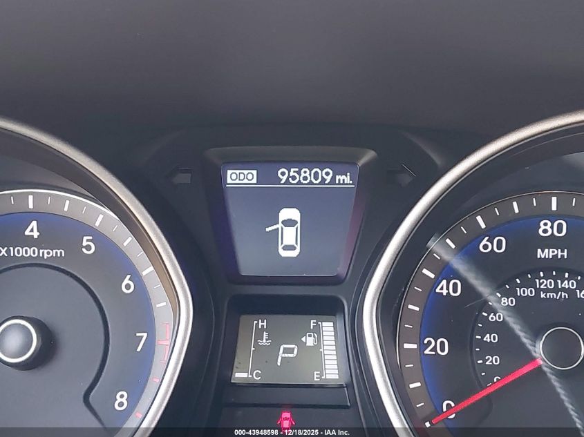 2017 Hyundai Elantra Gt VIN: KMHD35LH7HU369882 Lot: 43948598