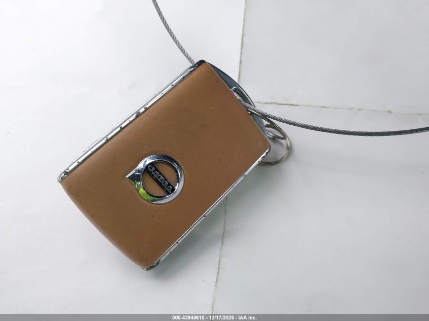 2016 Volvo Xc90 T6 Inscription VIN: YV4A22PL5G1057578 Lot: 43948610