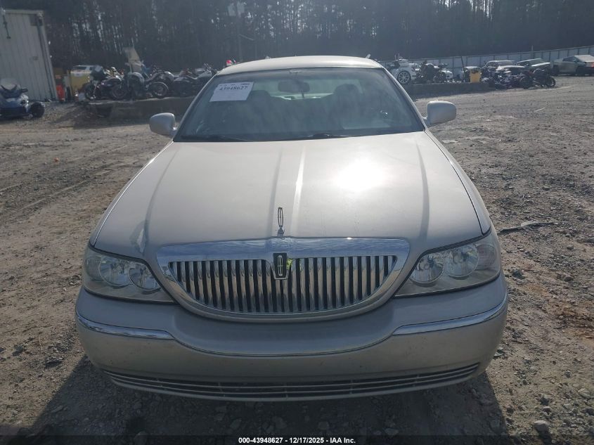 2008 Lincoln Town Car Signature Limited VIN: 2LNHM82V78X650094 Lot: 43948627