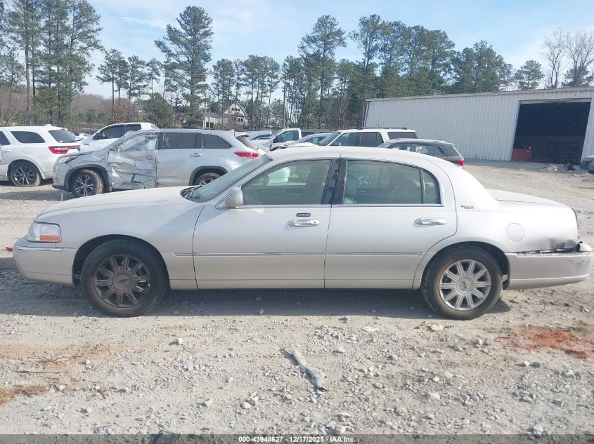 2008 Lincoln Town Car Signature Limited VIN: 2LNHM82V78X650094 Lot: 43948627