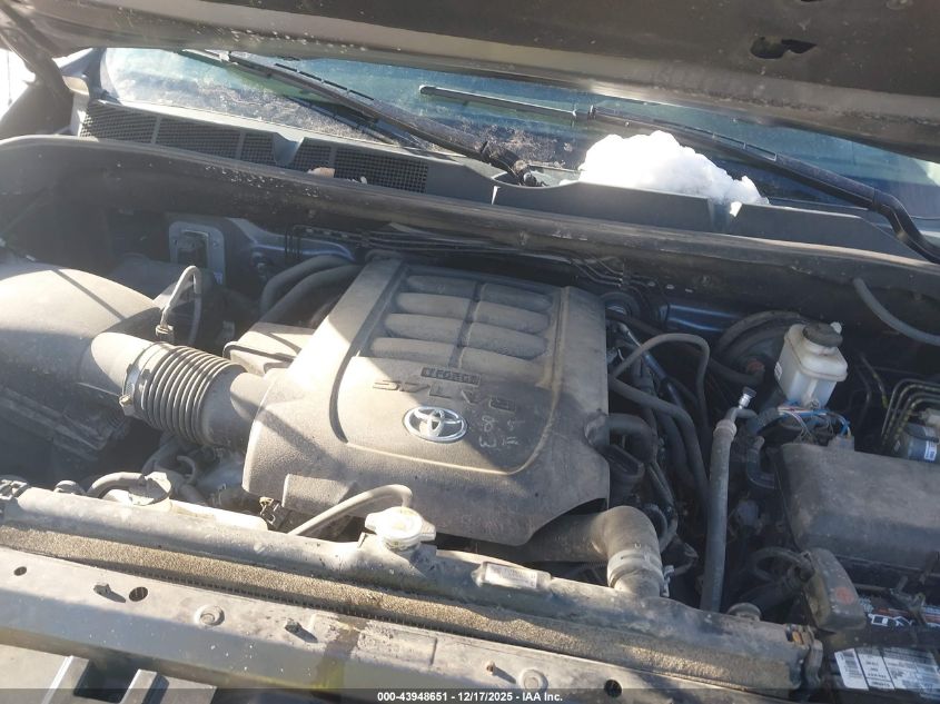 2019 Toyota Tundra Sr5 5.7L V8 VIN: 5TFDW5F12KX867987 Lot: 43948651