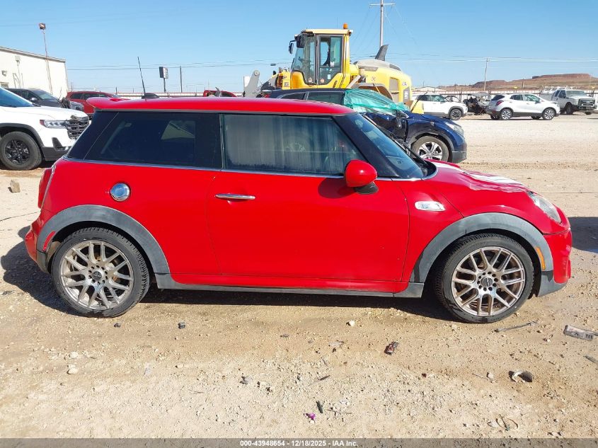 2015 Mini Hardtop Cooper S VIN: WMWXP7C53F2A38569 Lot: 43948654