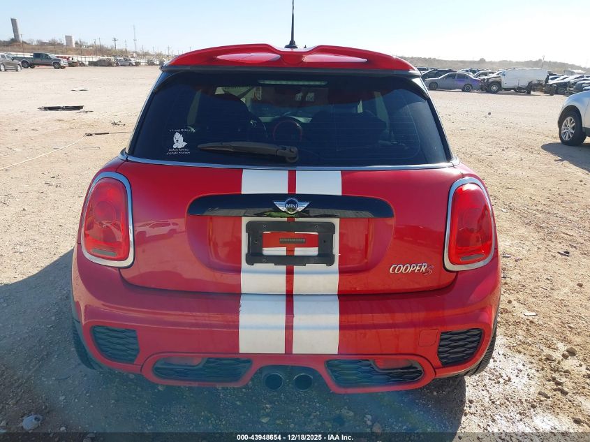 2015 Mini Hardtop Cooper S VIN: WMWXP7C53F2A38569 Lot: 43948654