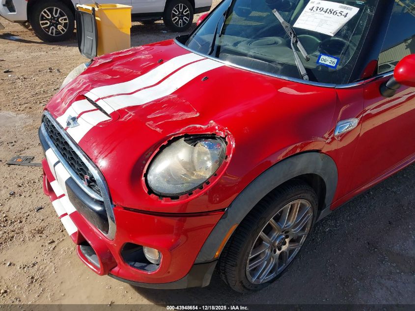2015 Mini Hardtop Cooper S VIN: WMWXP7C53F2A38569 Lot: 43948654