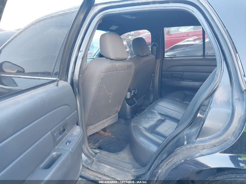 2005 Ford Crown Victoria Police VIN: 2FAHP71W45X165445 Lot: 43948655