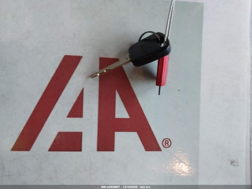 2002 Ford Crown Victoria Lx VIN: 2FAFP74W72X140747 Lot: 43948657