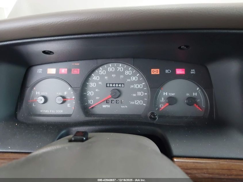 2002 Ford Crown Victoria Lx VIN: 2FAFP74W72X140747 Lot: 43948657