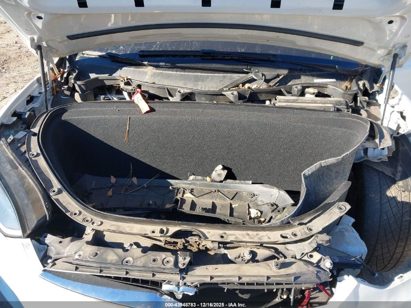 2017 Tesla Model X 100D/75D/90D VIN: 5YJXCBE20HF034822 Lot: 43948783