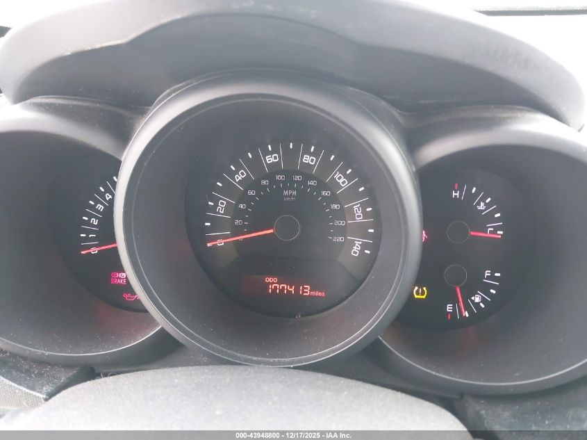 2011 Kia Soul VIN: KNDJT2A15B7725022 Lot: 43948800