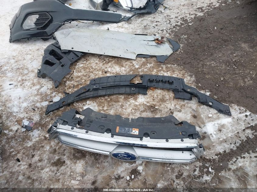 2017 Ford Escape Se VIN: 1FMCU9GD0HUA79085 Lot: 43948803