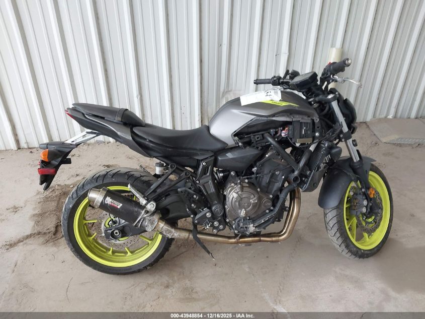 2018 Yamaha Mt07 VIN: JYARM27E0JA002587 Lot: 43948854