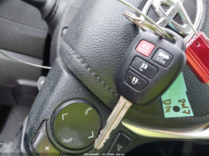 2017 Toyota Corolla Se VIN: 5YFBURHE1HP608497 Lot: 43948857