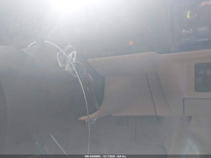 1994 Ford Explorer VIN: 1FMDU34X7RUC87465 Lot: 43948862