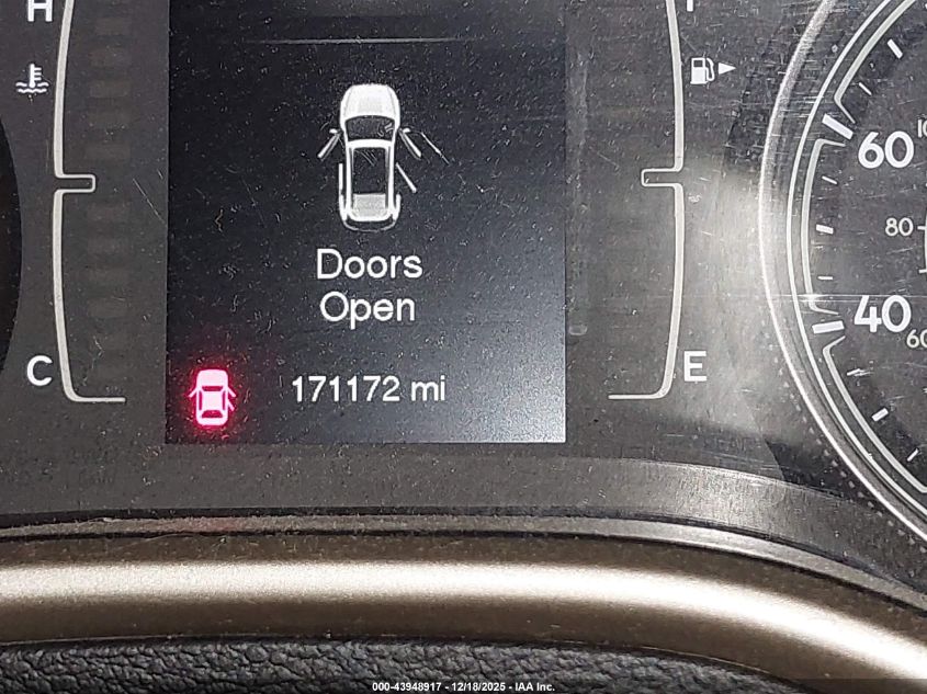 2016 Jeep Cherokee Latitude VIN: 1C4PJMCB2GW338328 Lot: 43948917