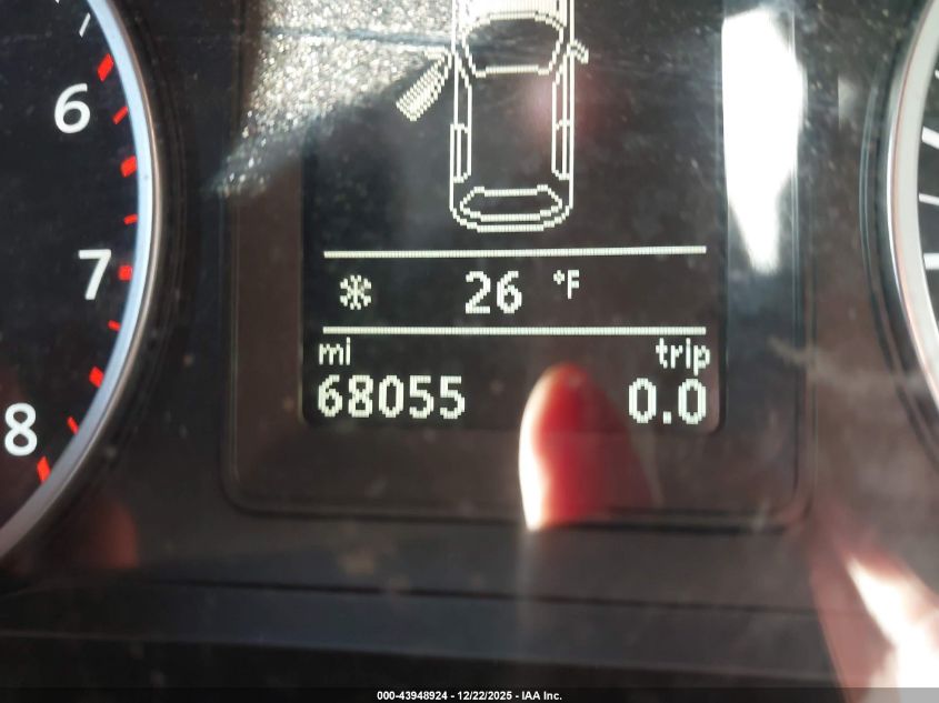 2015 Volkswagen Tiguan S VIN: WVGAV7AXXFW032806 Lot: 43948924