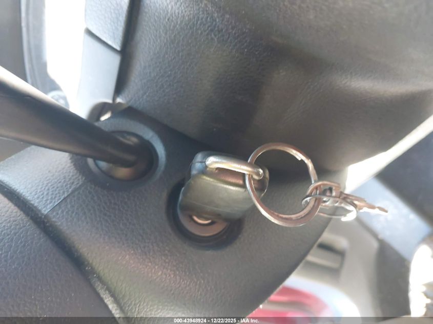 2015 Volkswagen Tiguan S VIN: WVGAV7AXXFW032806 Lot: 43948924