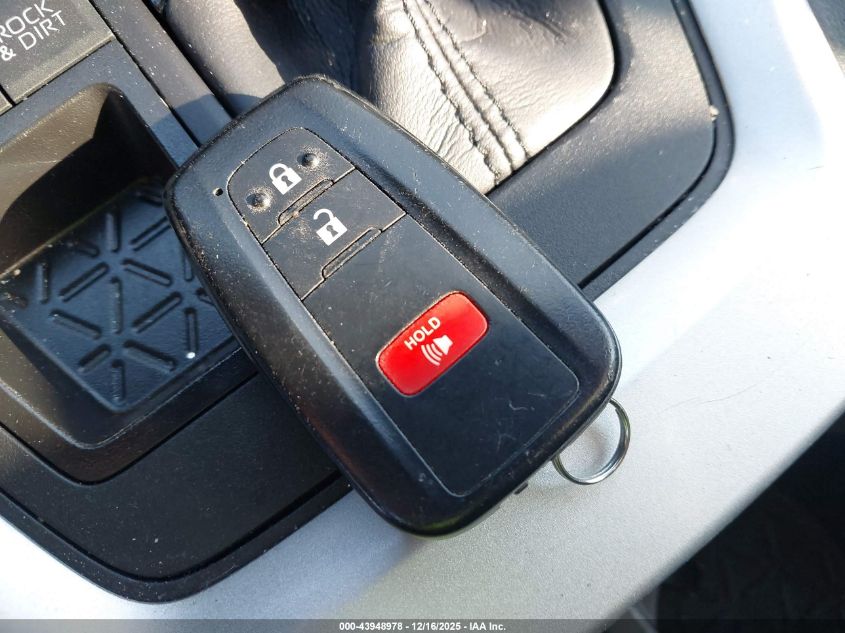 2024 Toyota Rav4 Xle VIN: 2T3P1RFV3RC468835 Lot: 43948978