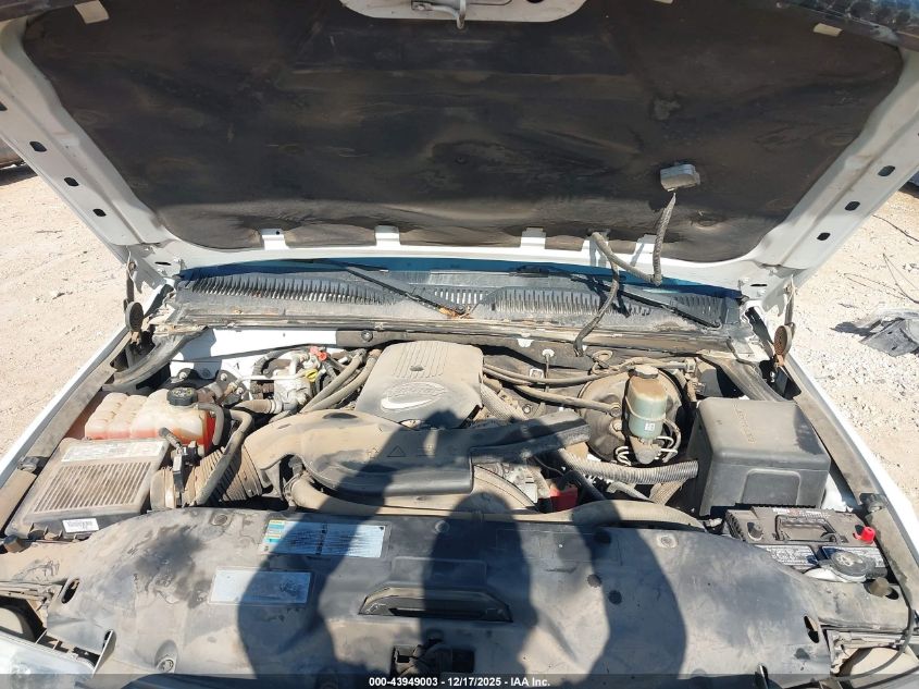 2002 Chevrolet Tahoe Ls VIN: 1GNEC13Z22J205742 Lot: 43949003