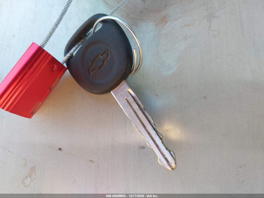 2002 Chevrolet Tahoe Ls VIN: 1GNEC13Z22J205742 Lot: 43949003