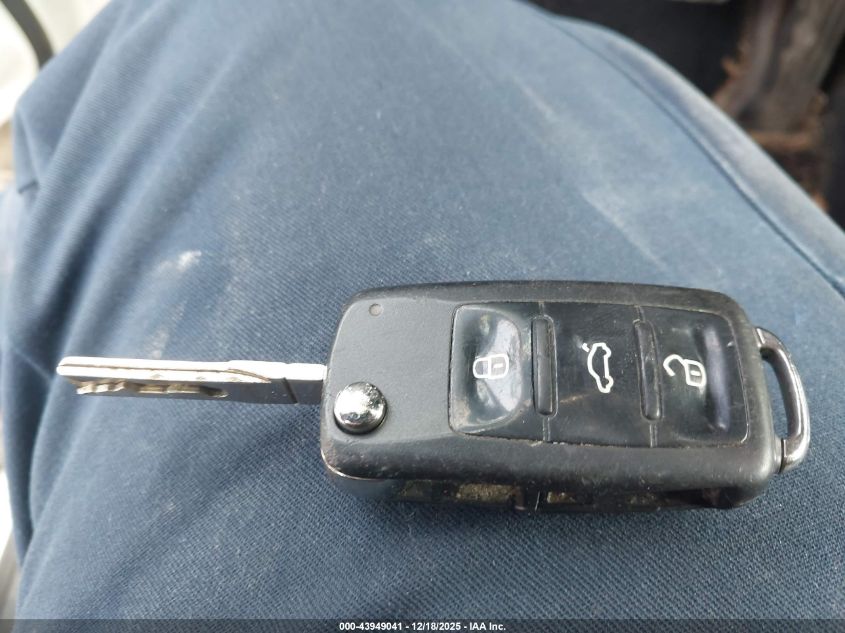 2015 Volkswagen Tiguan S VIN: WVGBV7AX9FW509469 Lot: 43949041