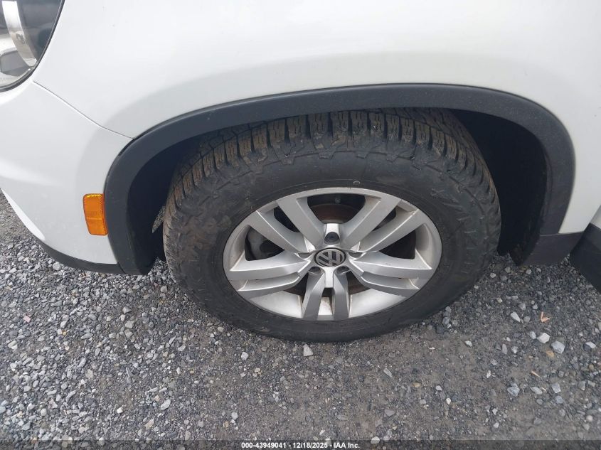 2015 Volkswagen Tiguan S VIN: WVGBV7AX9FW509469 Lot: 43949041