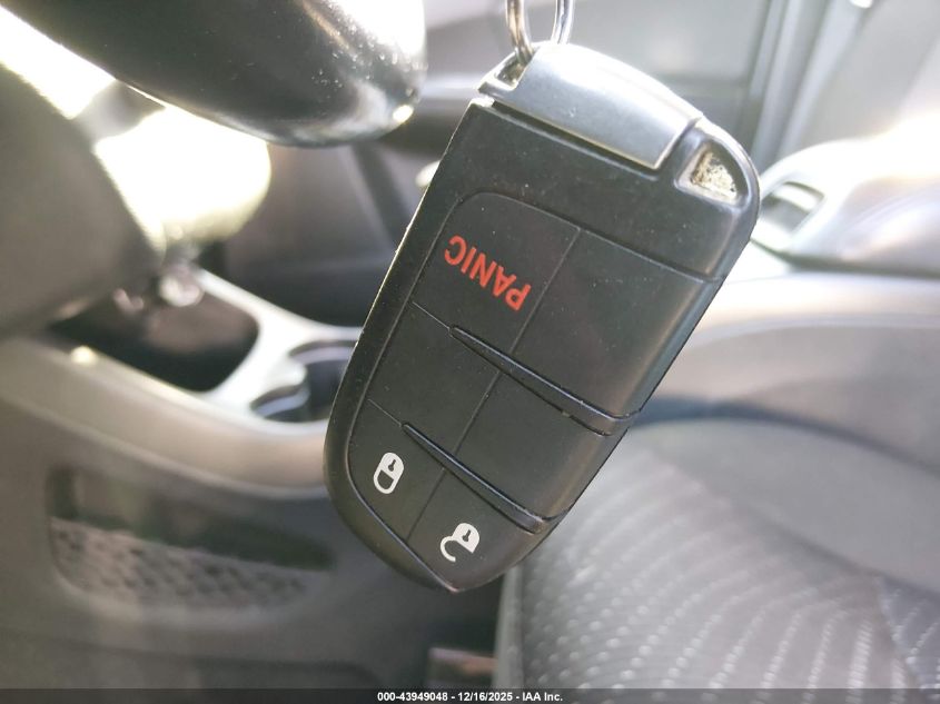 2019 Dodge Journey Se VIN: 3C4PDCBB8KT872581 Lot: 43949048