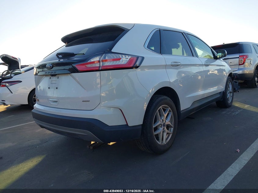 2022 Ford Edge Sel