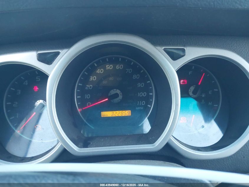 2003 Toyota 4Runner Limited V6 VIN: JTEBU17R730002108 Lot: 43949060