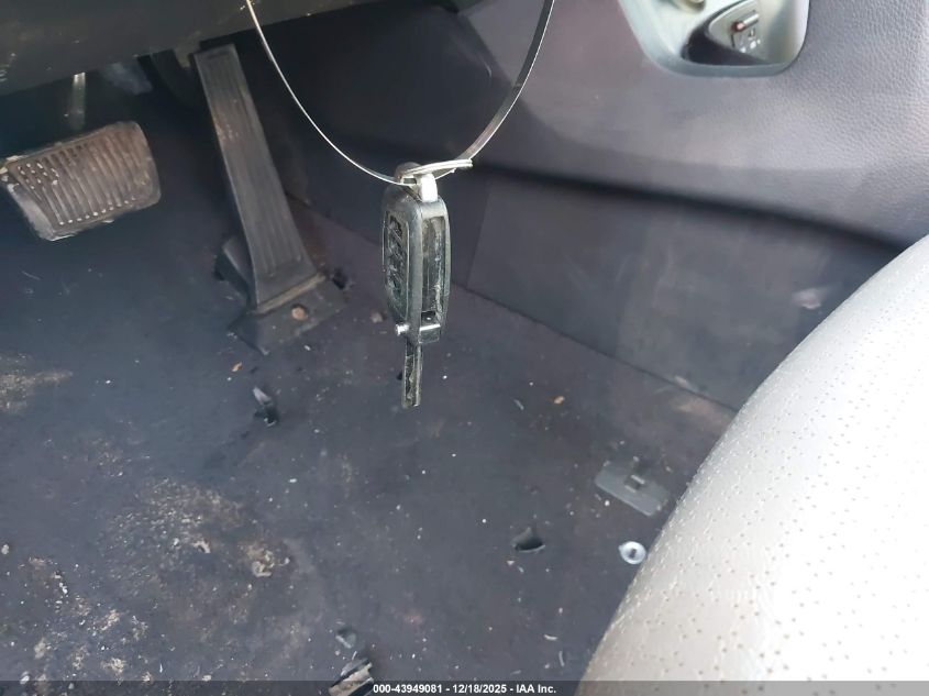 2013 Hyundai Santa Fe Gls VIN: KM8SNDHF3DU012129 Lot: 43949081